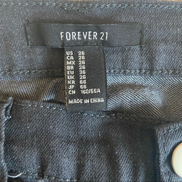 Forever 21 Black Skinny Jeans - Picture 3 of 3